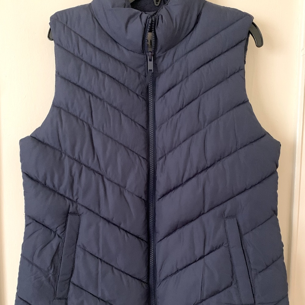 Gap Womens Puffer Vest Size S/ Navy Blue - Picture 1 of 4